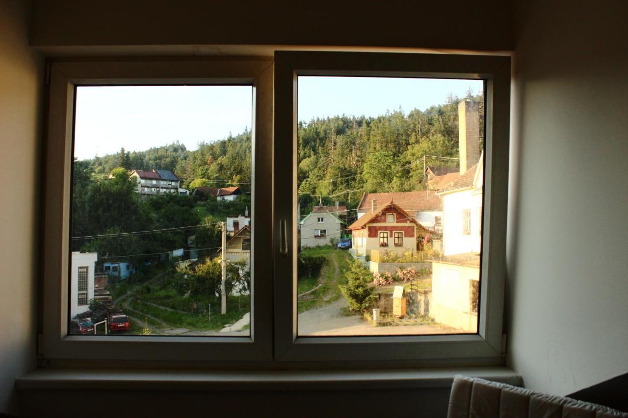Apartment Hobiti Doupe *