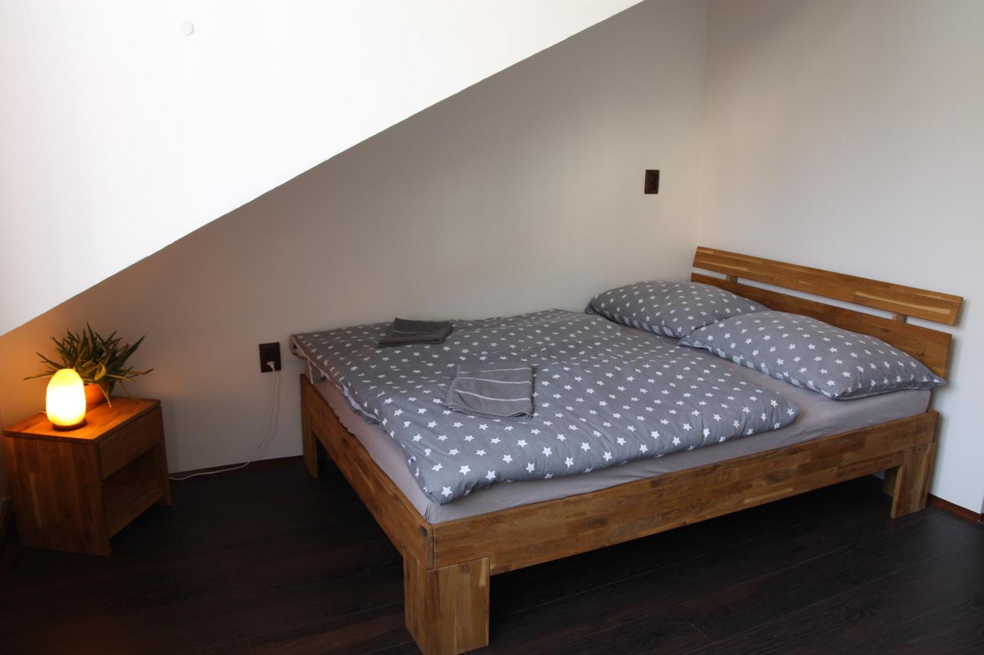 Hobiti Doupe Apartment *