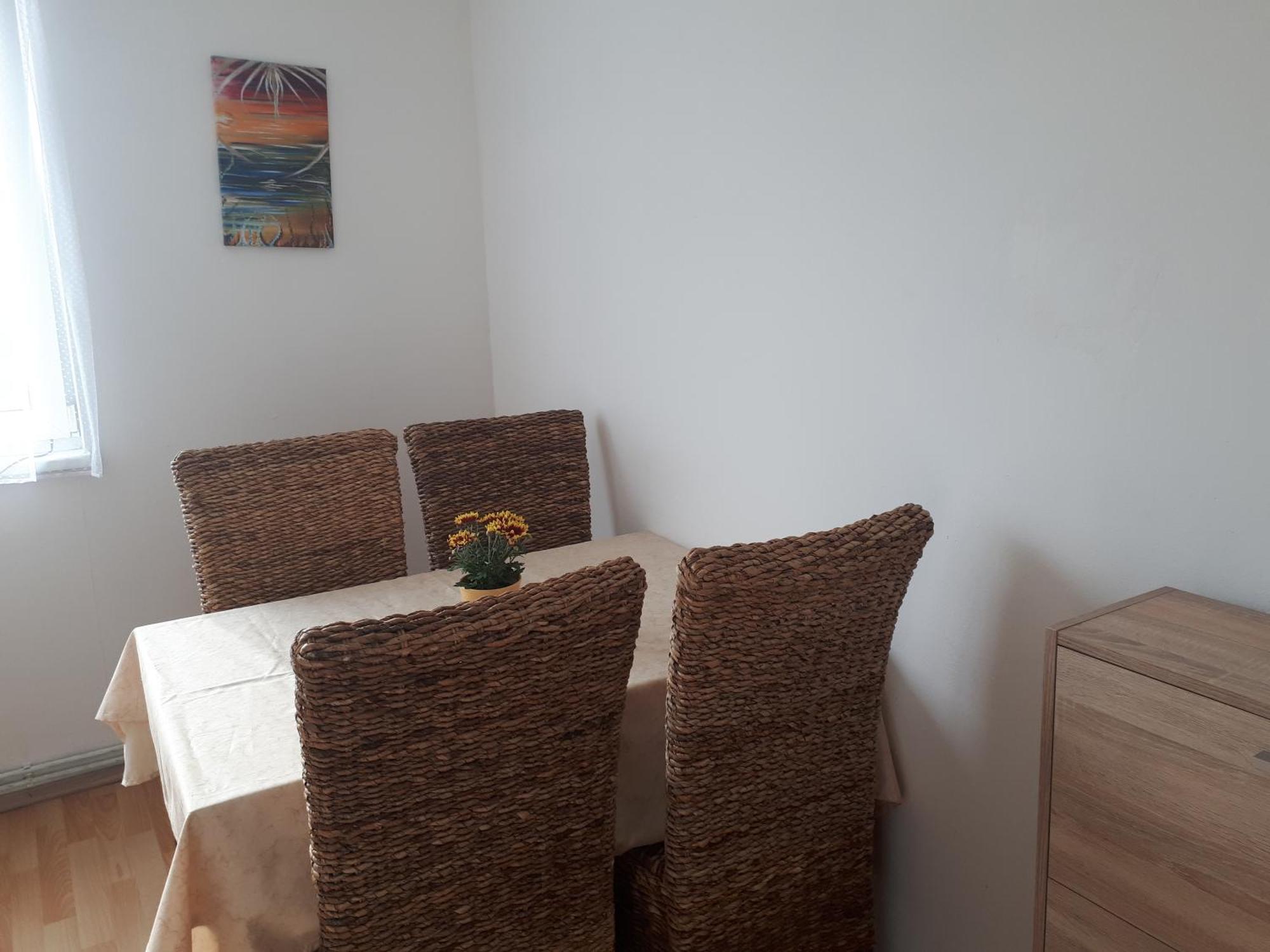 Apartment Hobiti Doupe *